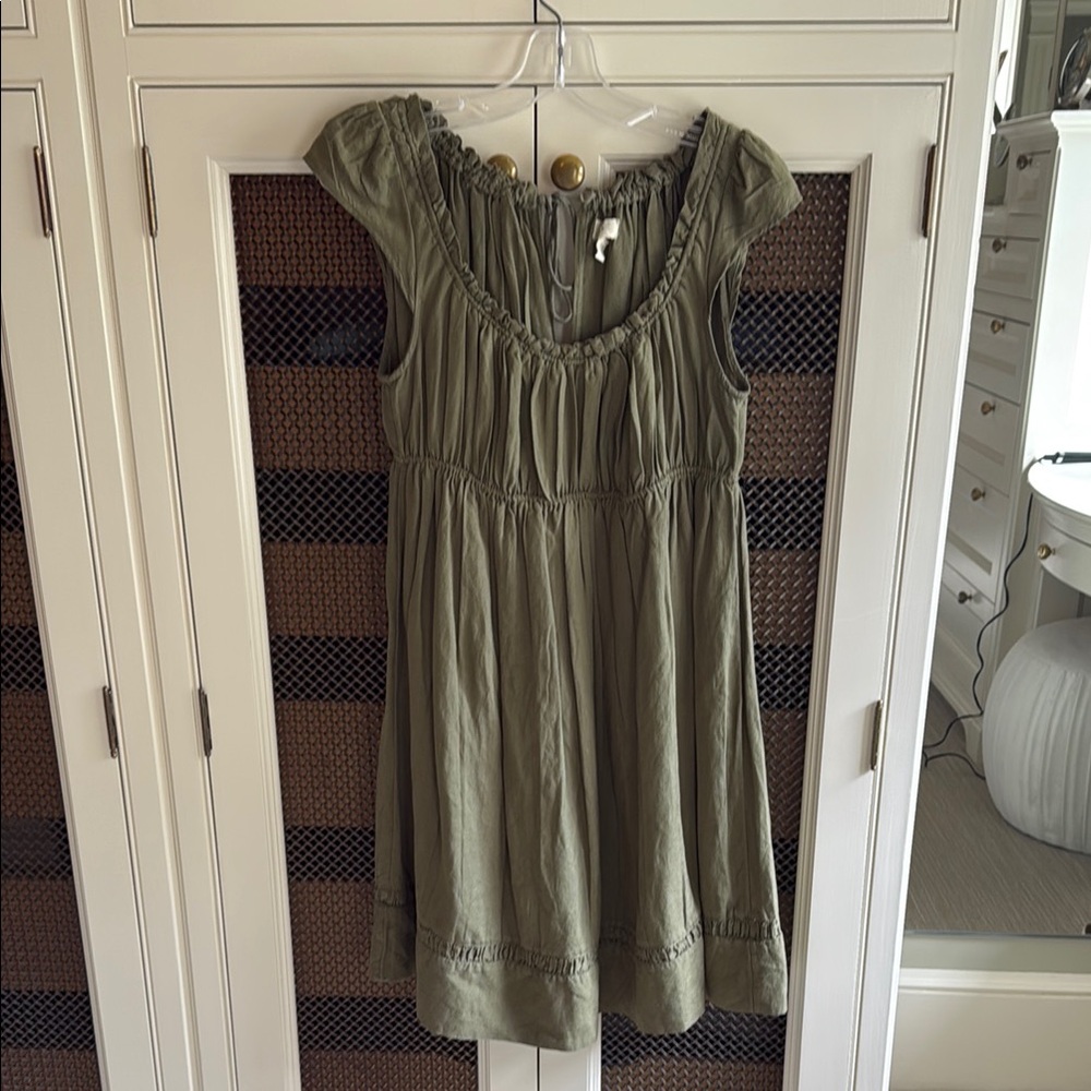 Elegant Olive Green Women's Dress